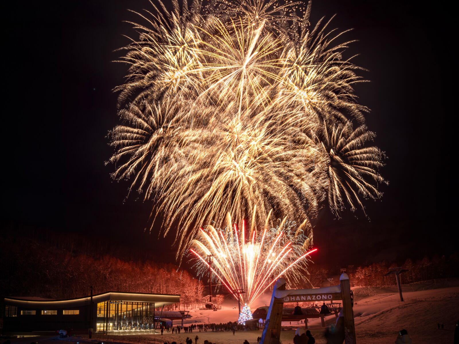 5 Reasons to Enjoy Night Skiing — Fireworks Saturday
