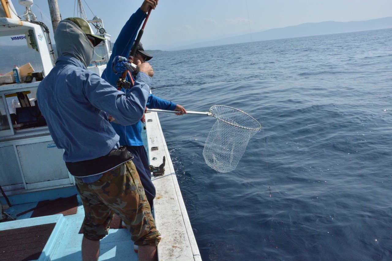 ocean fishing tour